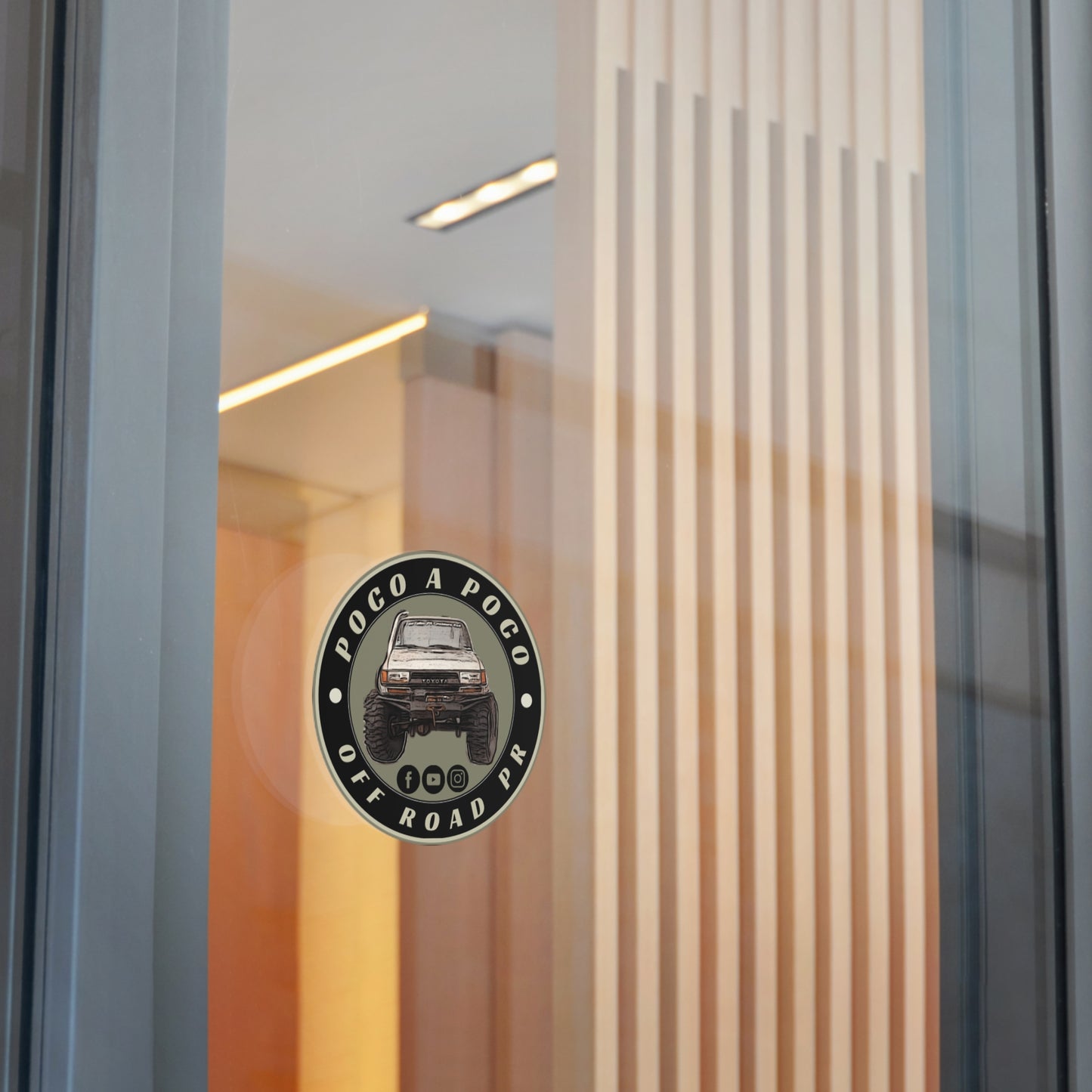 Poco A Poco Round Vinyl Sticker